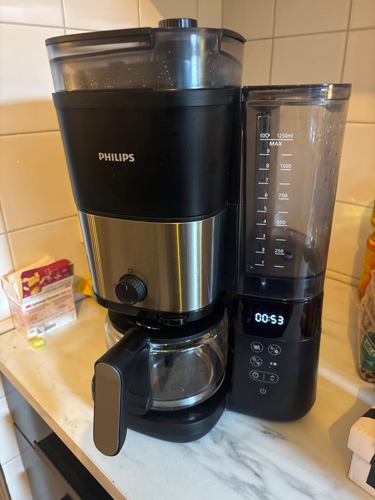 Philips Grind & Brew Koffiezetapparaat met Bonenmaler, Witgoed en Apparatuur, Koffiezetapparaten, Zo goed als nieuw, Koffiebonen