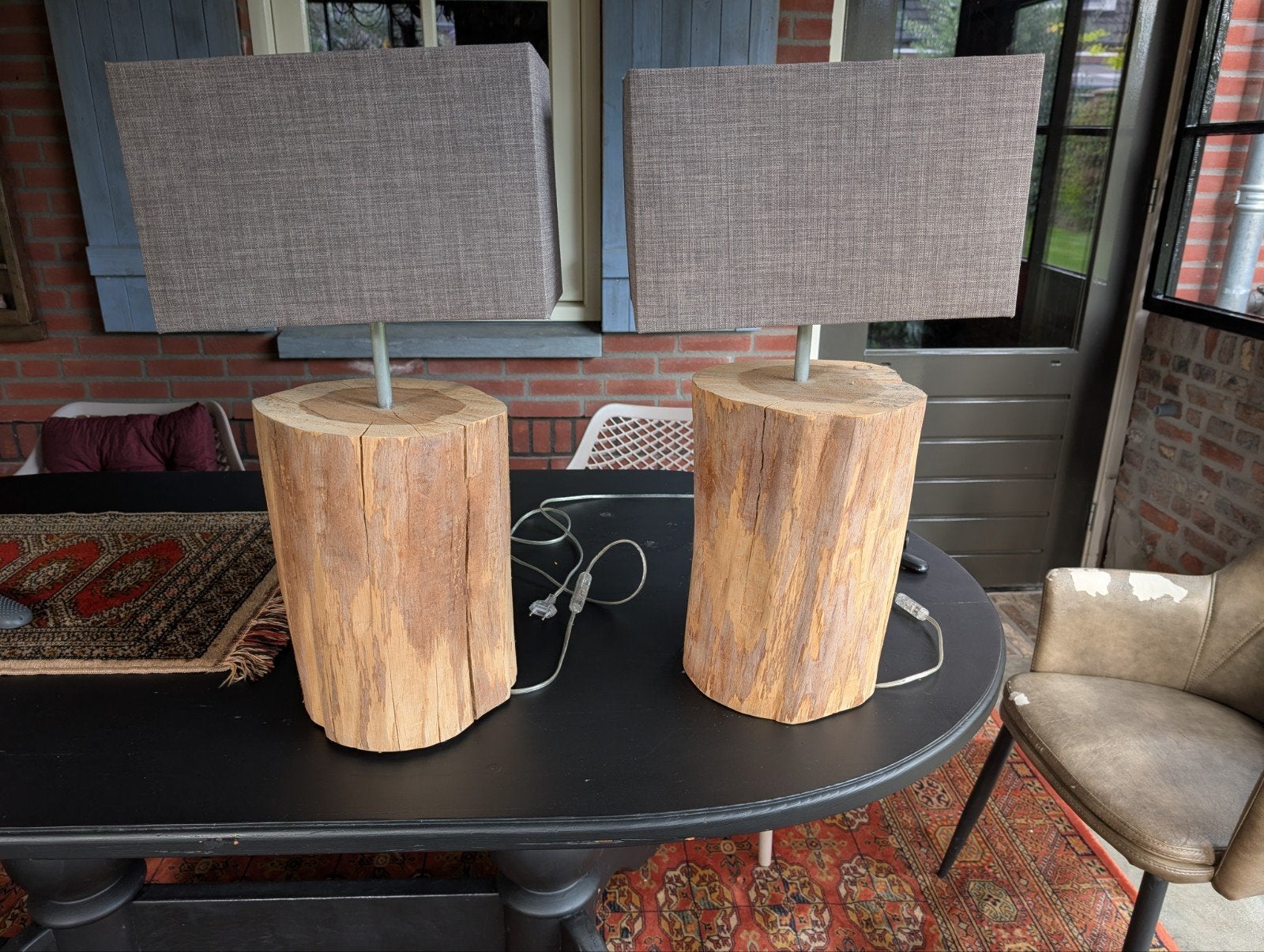 Set van 2 massief eiken stam tafellampen, Ophalen
