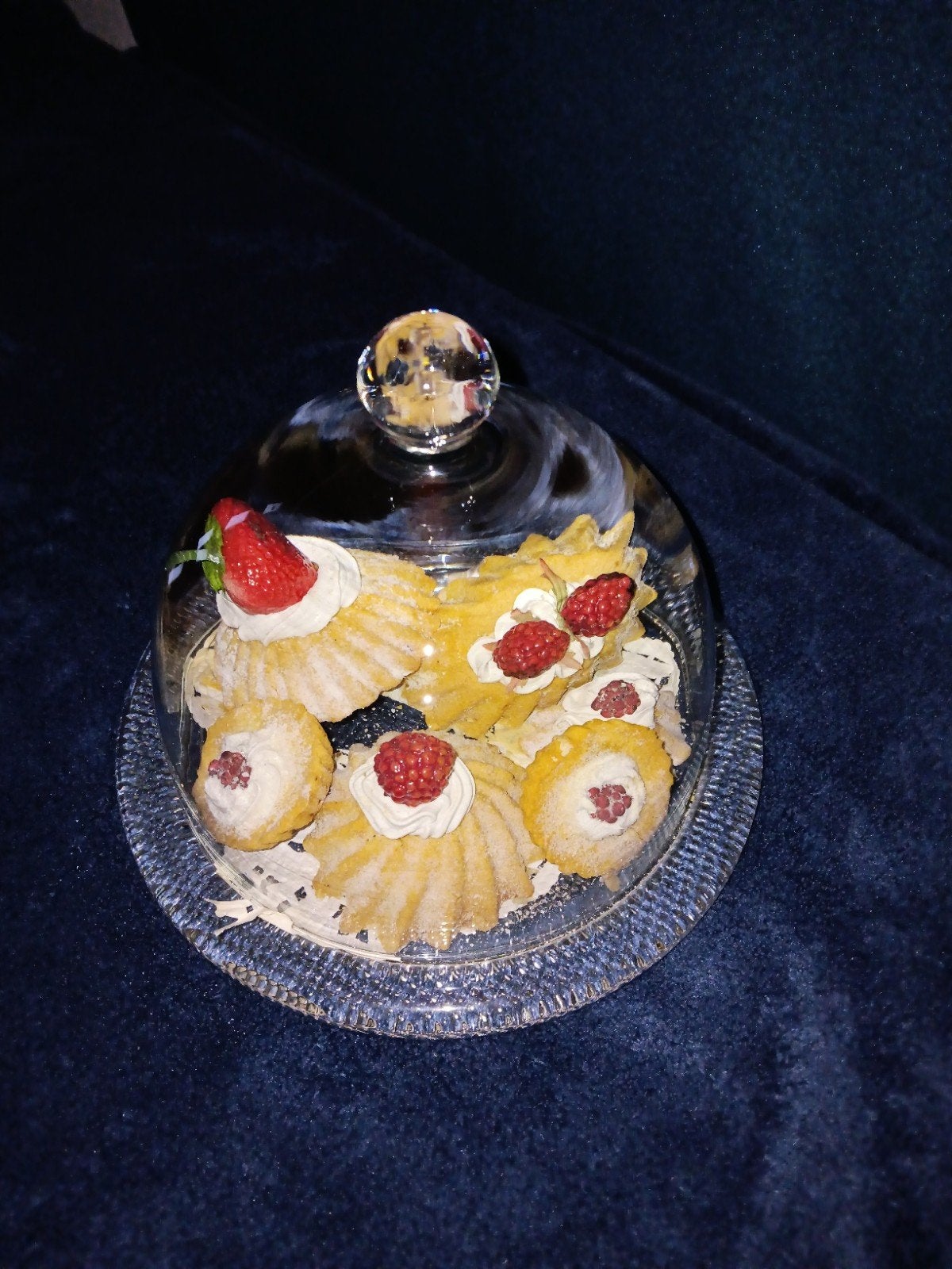 Glazen stolpje incl decoratie.(namaak zandkoekjes), Ophalen of Verzenden