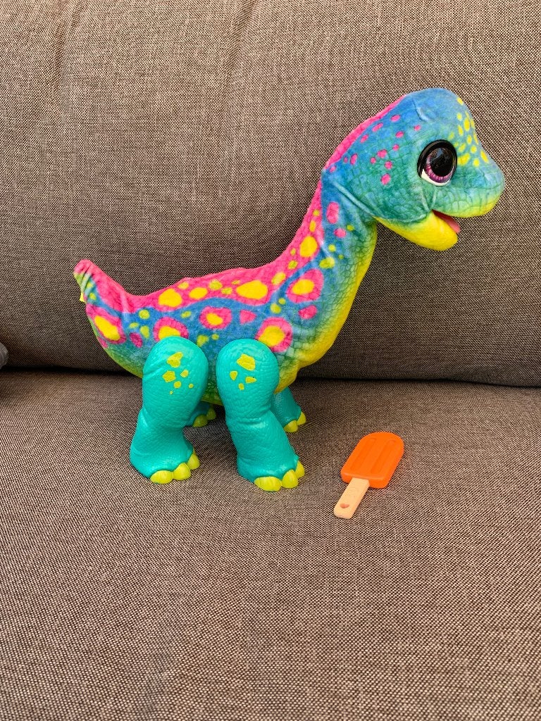 FurReal dino Sam de Bronto, Ophalen, Zo goed als nieuw, Jongen of Meisje