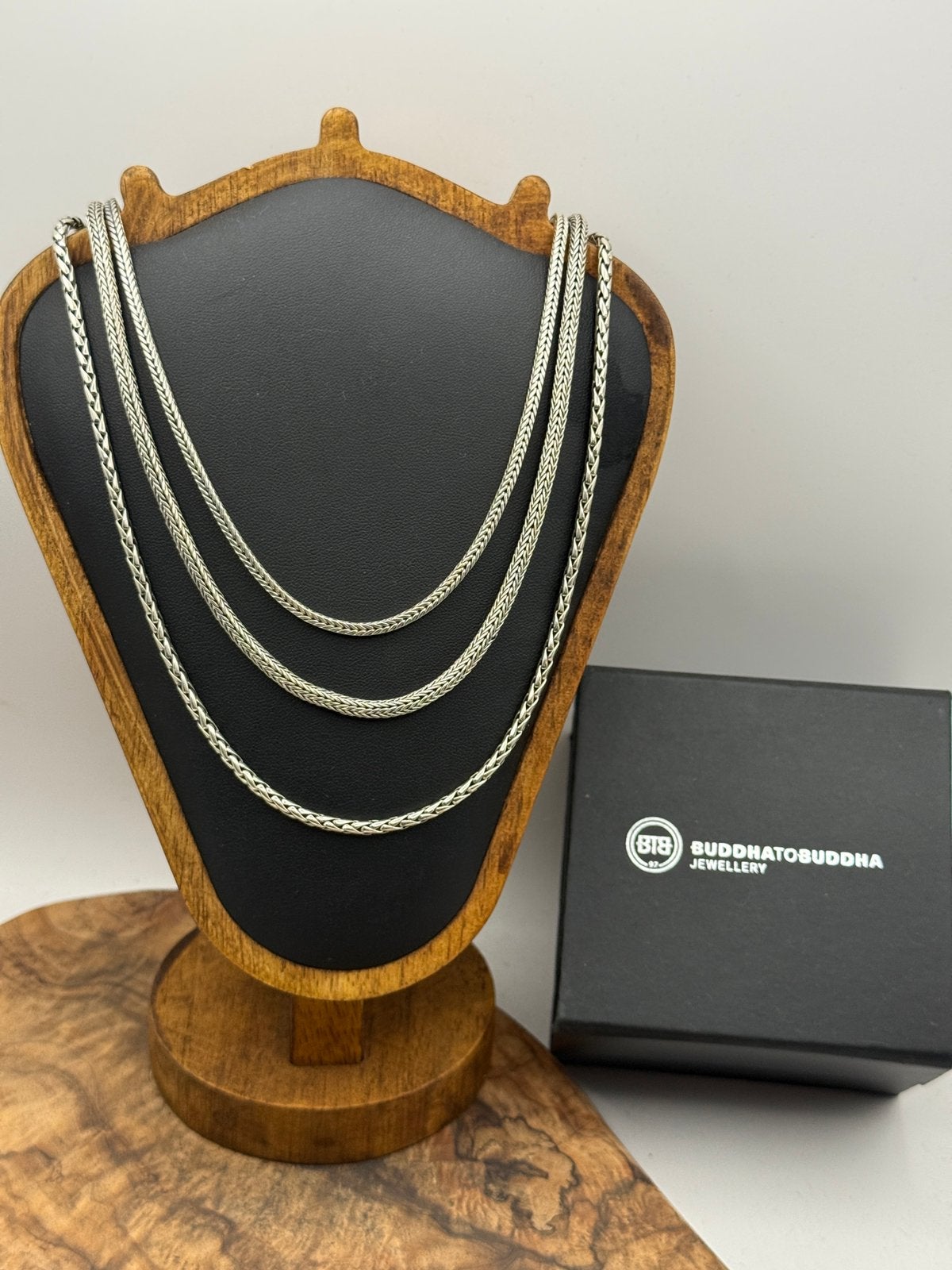 “TRIPLE MINI” ketting buddha to buddha 56cm “NIEUWSTAAT”, Ophalen of Verzenden, Zo goed als nieuw, Zilver, Zilver