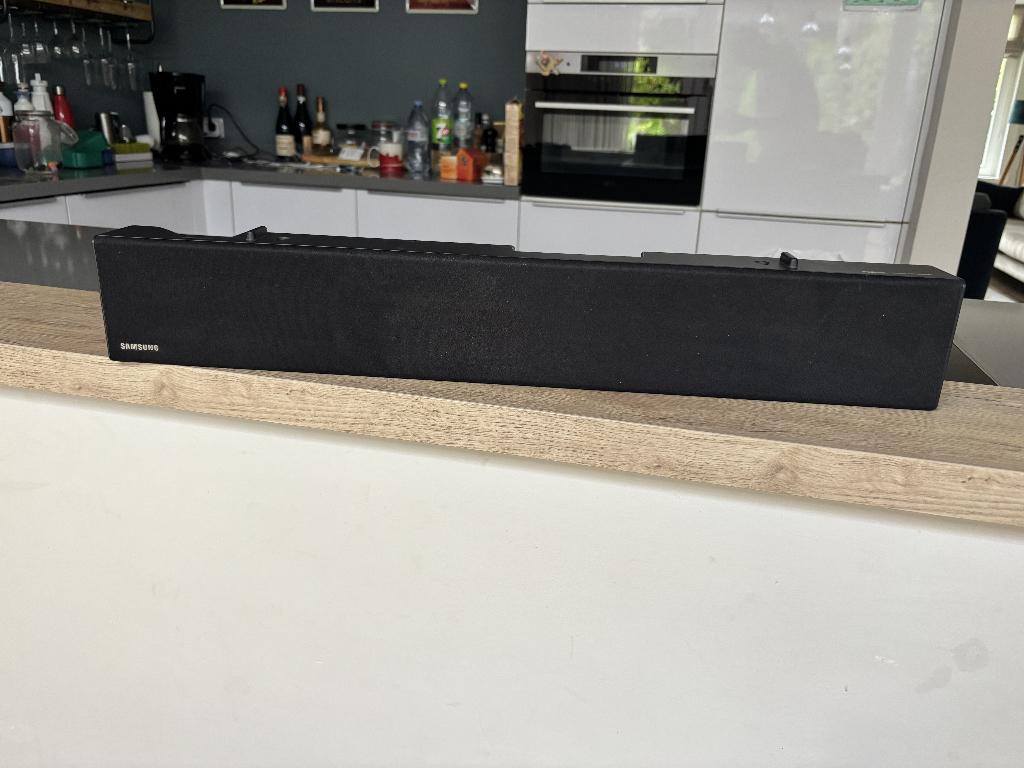 Samsung soundbar HW N300, Audio, Tv en Foto, Soundbars, Ophalen, Gebruikt