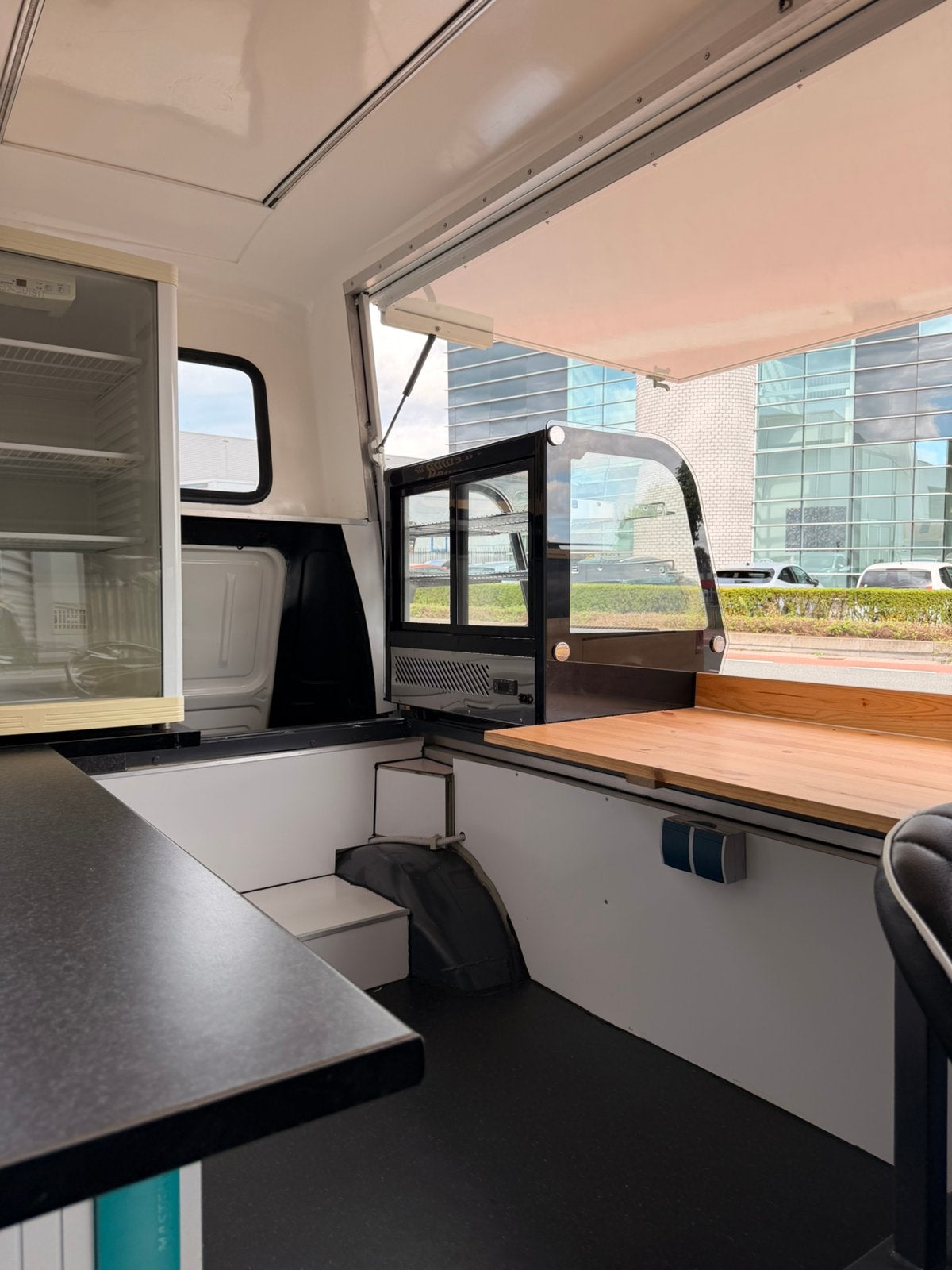 Fiat 900 Oldtimer Foodtruck – volledig gerestaureerd, foto 12