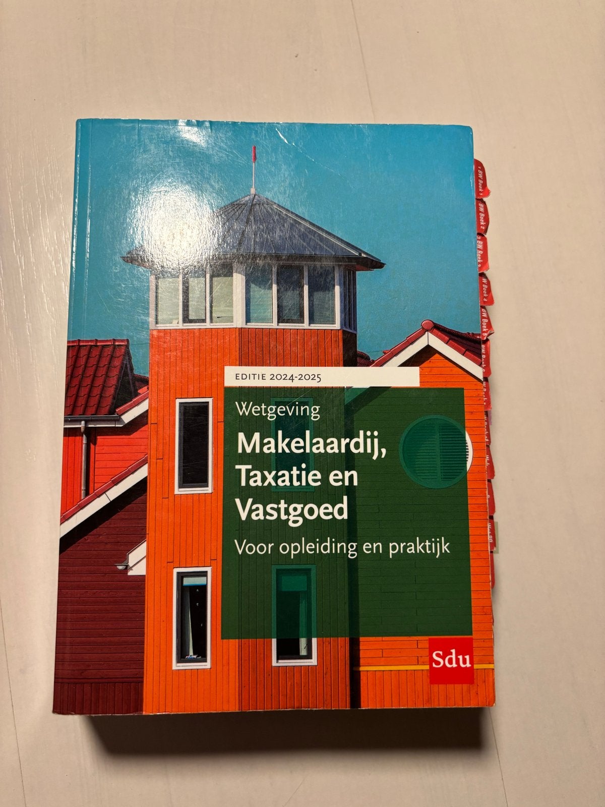 Wetgeving Makelaardij, Taxatie en Vastgoed 2024-2025, Ophalen of Verzenden, Gamma, Zo goed als nieuw, HBO