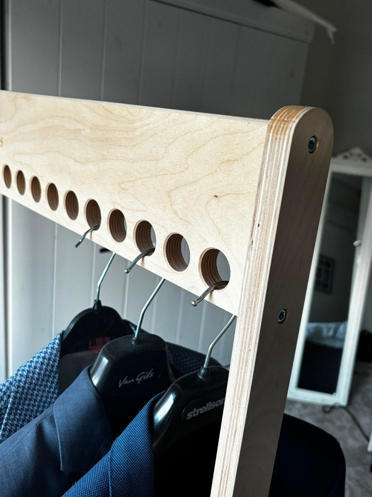Nieuw en origineel RAINS kledingrek/ houten displayrek, Ophalen of Verzenden, Nieuw
