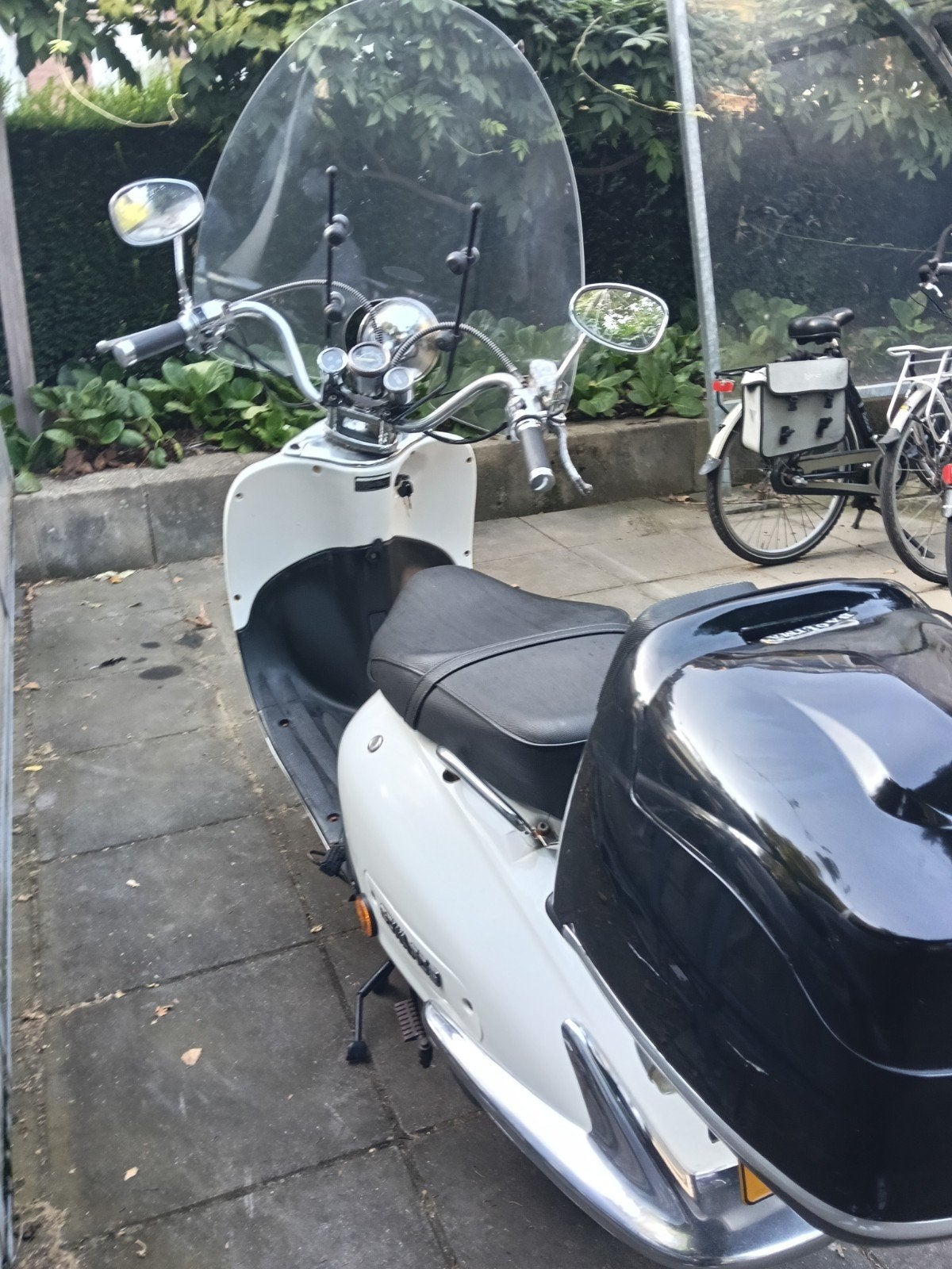 Scooter 45 km/h te koop - Opknapper - Start en rijd, Fietsen en Brommers, Scooters | Overige merken, Gebruikt, Maximaal 45 km/u