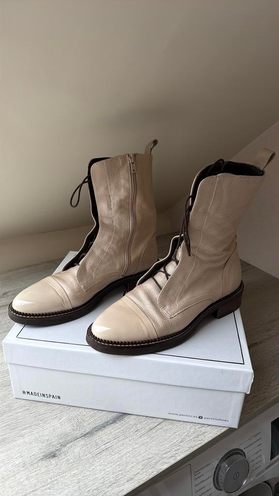 Pertini veterboot 38, Ophalen of Verzenden, Zo goed als nieuw, Beige