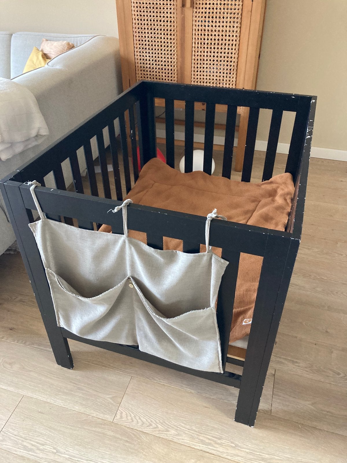 Houten box inclusief matras en boxkleed, Ophalen, Zo goed als nieuw, Rechthoekig, Boxkleed