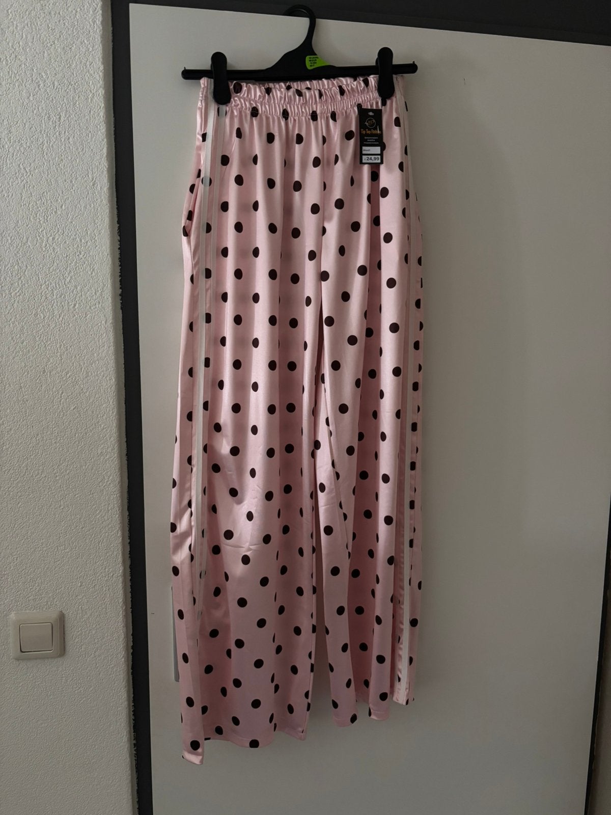 Polka dots broek, Maat 38/40 (M), Nieuw, Ophalen of Verzenden, Roze