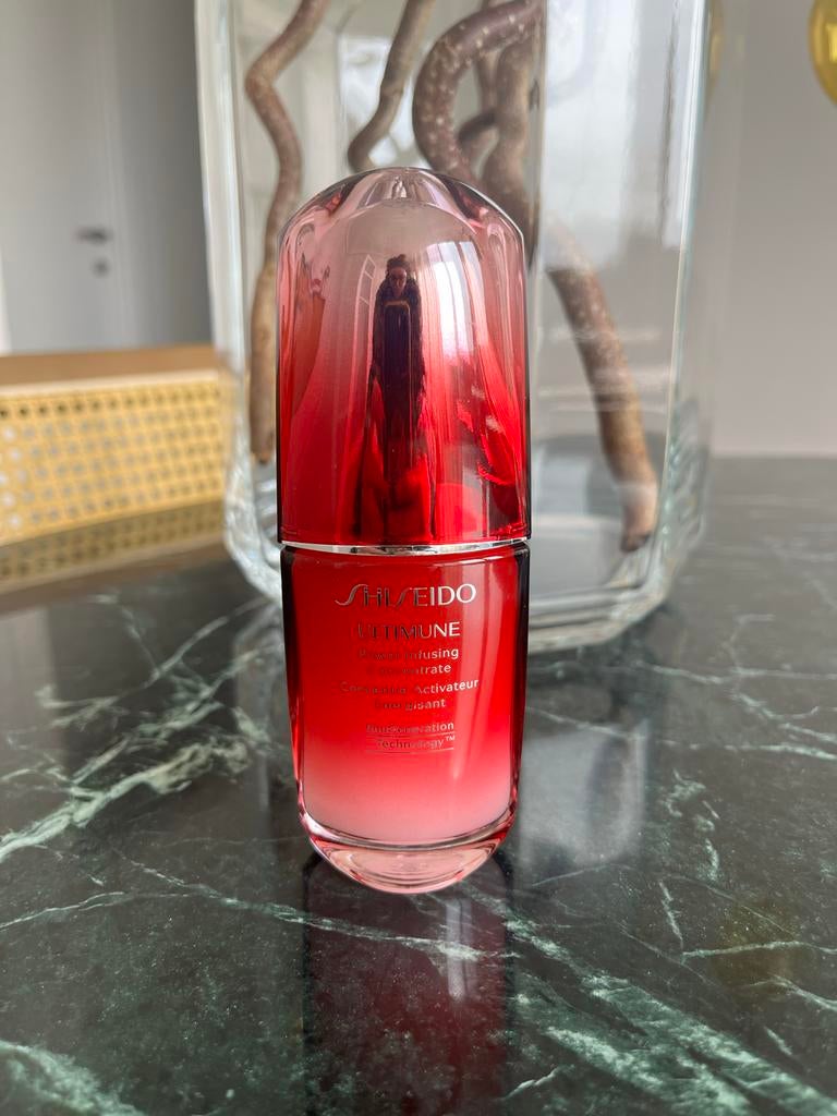 Shiseido Ultimune Power Infusing Concentrate 50ml, Ophalen of Verzenden, Nieuw, Gehele gezicht, Verzorging