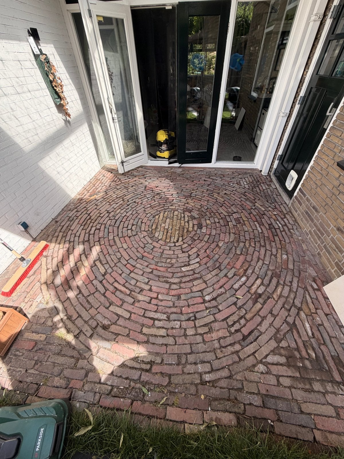 Nette oude gebakken waaltjes voor terras of pad, Ophalen, Gebruikt, Keramiek, Klinkers