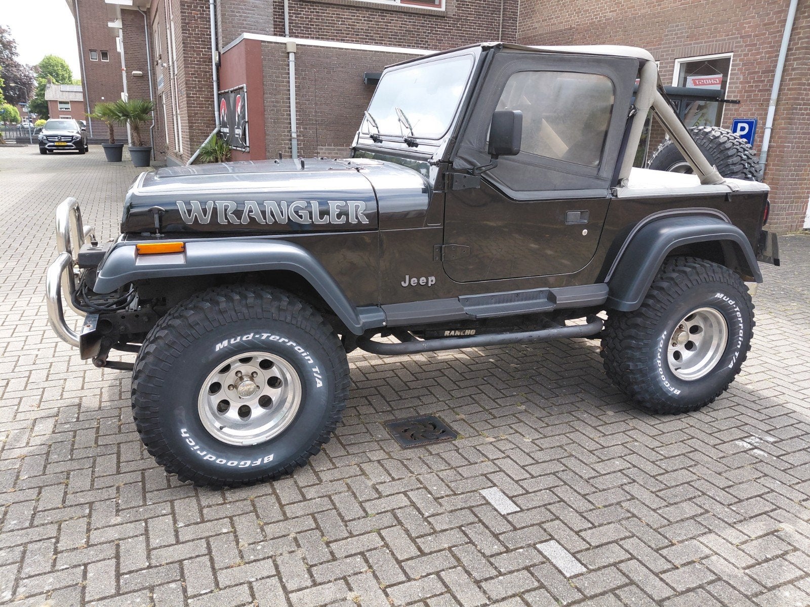 Jeep Wrangler 1991 Zwart, automaat, 6 cilinder, Auto's, Jeep, Zwart, Origineel Nederlands, Particulier, 17 km/l