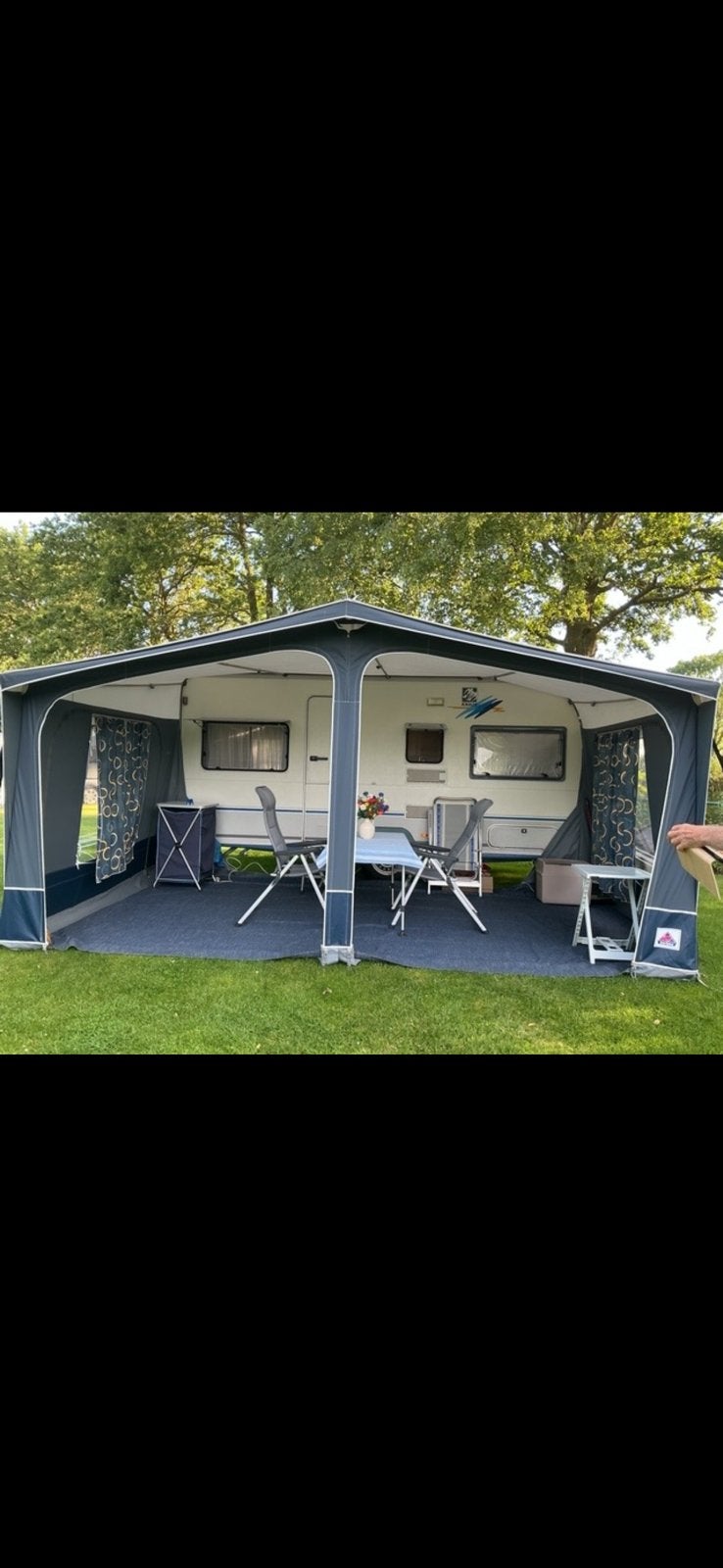 Prachtige, zeer nette caravan met splinternieuwe mover!, Mover, Rondzit, Particulier, Tot en met 4
