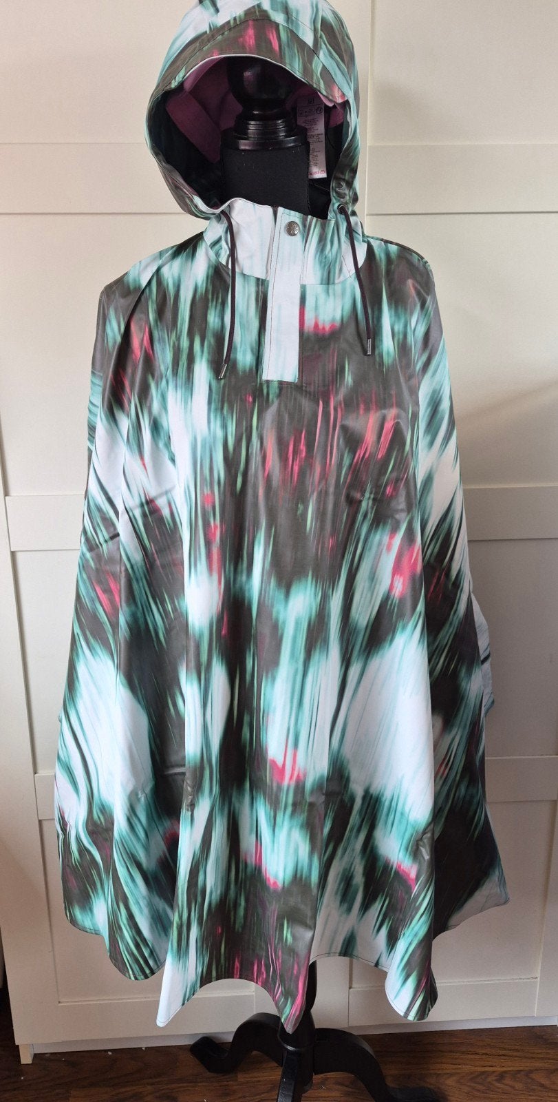 Rains Cape W3 Regenponcho Maat M Blur Print, Maat 38/40 (M), Rains, Meerkleurig, Nieuw