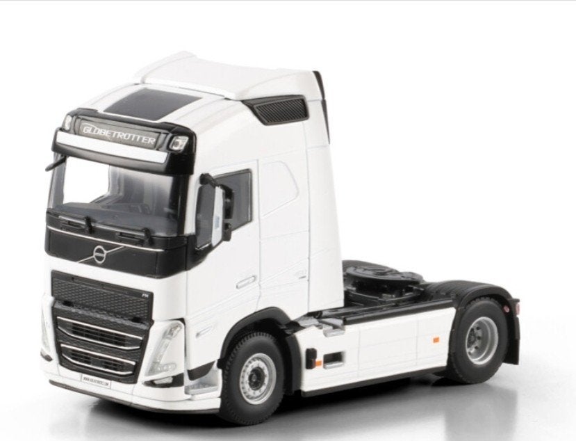 WSI VOLVO FH5 MY 2024 GLOBETROTTER - WHITE LINE, Wsi, ., Nieuw, Ophalen of Verzenden