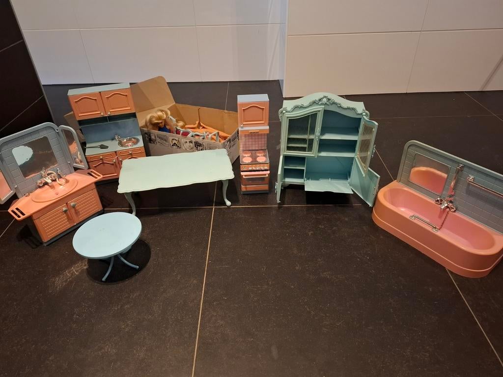Barbie Petra spullen origineel eind jaren 80, Kinderen en Baby's, Speelgoed | Poppenhuizen, Ophalen, Gebruikt, Toebehoren