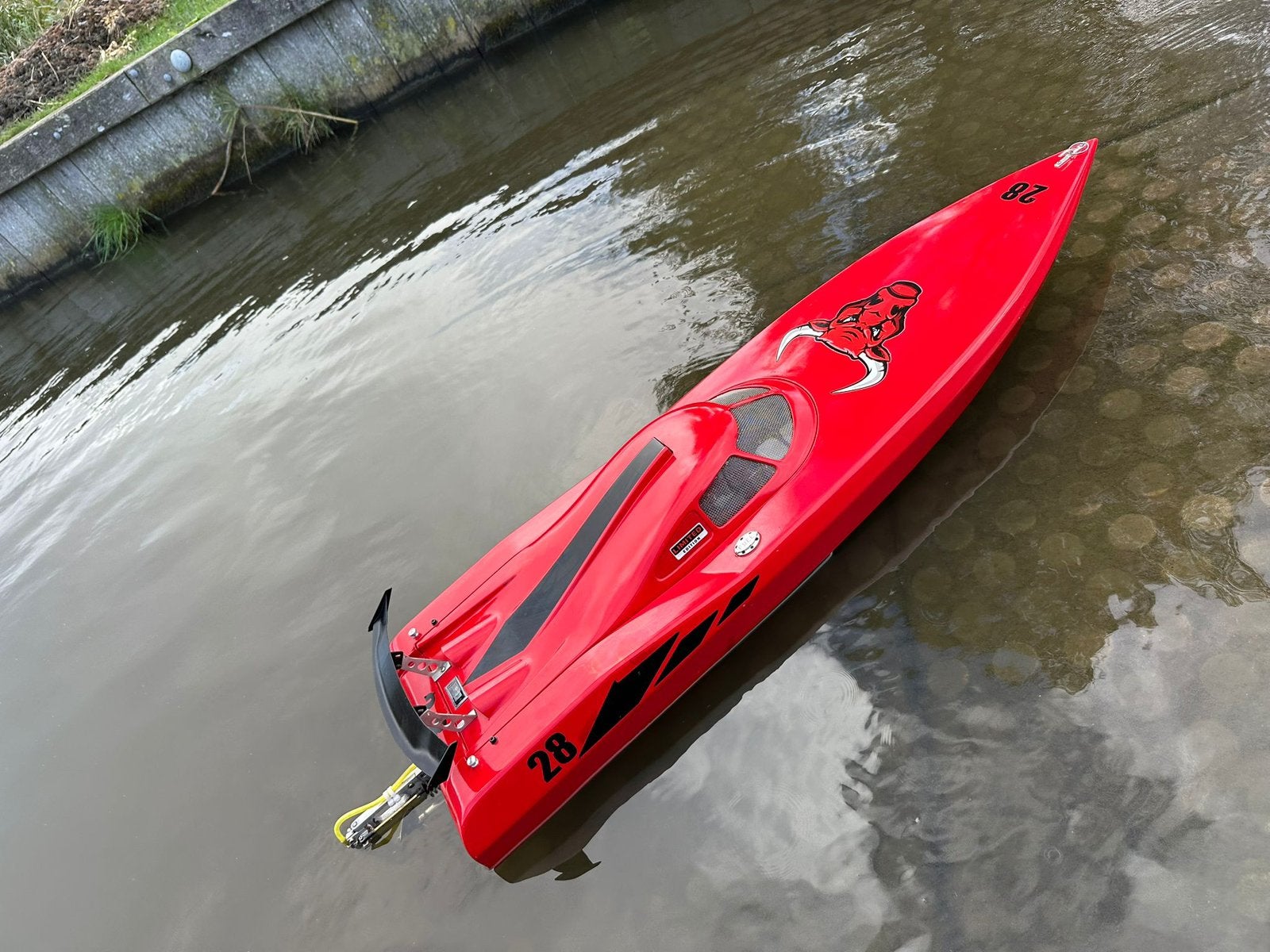 RC powerboat Cayman, Ophalen, Zo goed als nieuw