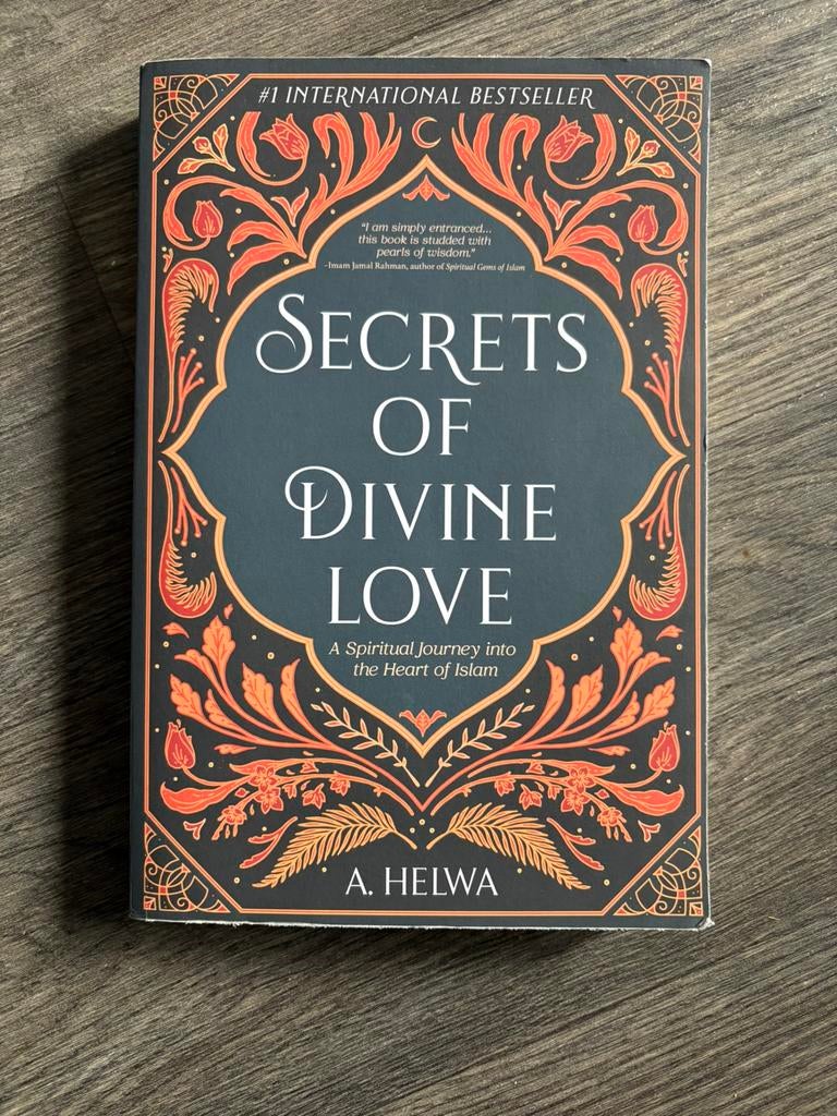 Secrets of Divine Love - A. Helwa, Ophalen of Verzenden, Zo goed als nieuw