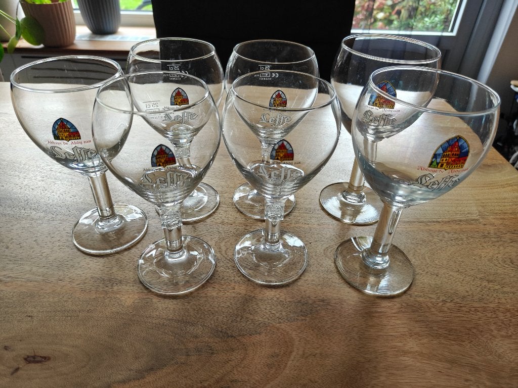 7 Leffe glazen, Ophalen, Zo goed als nieuw, Overige typen