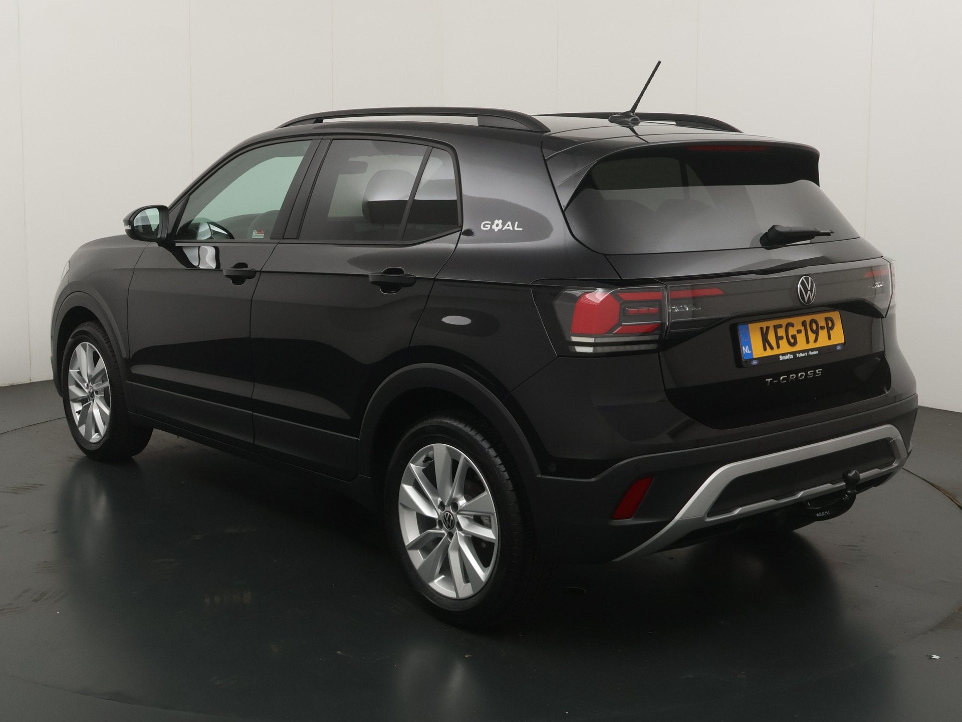 Volkswagen T-Cross TSI Goal Edition 115pk | Trekhaak | Stoel, Auto's, Volkswagen, Gebruikt, 116 pk, Zwart, Bedrijf