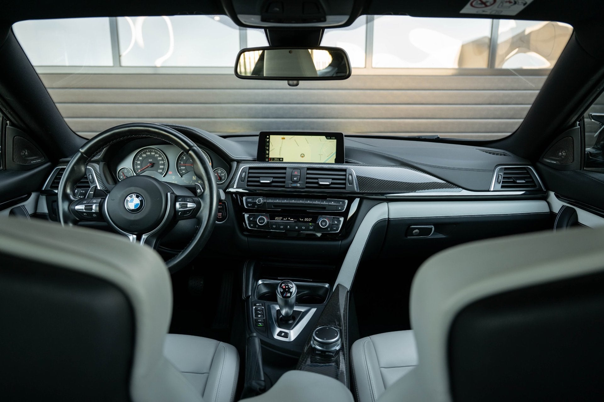 BMW M4 Coupe F82 LCI Carbon|HuD|Keyless|Harman-Kardon|360|, Auto's, BMW, Automaat, Achterwielaandrijving, Leder, Geïmporteerd