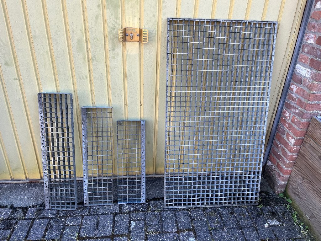 Looprooster en traptrede, Ophalen, Gebruikt, IJzer