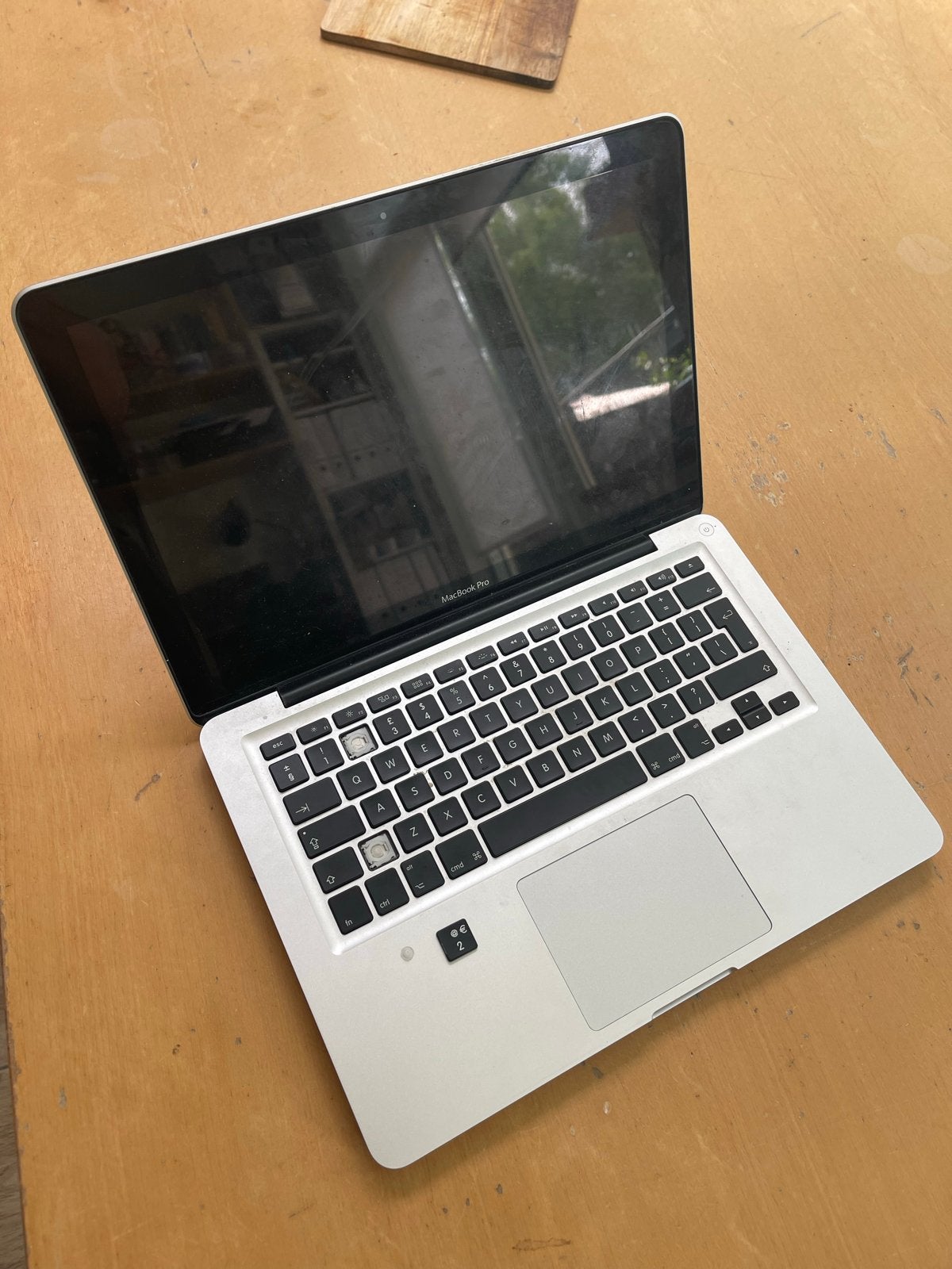 MacBook Pro 13 inch - Gebruikt (toetsen ontbreken), Gebruikt, 2 tot 3 Ghz, Qwerty, 13 inch