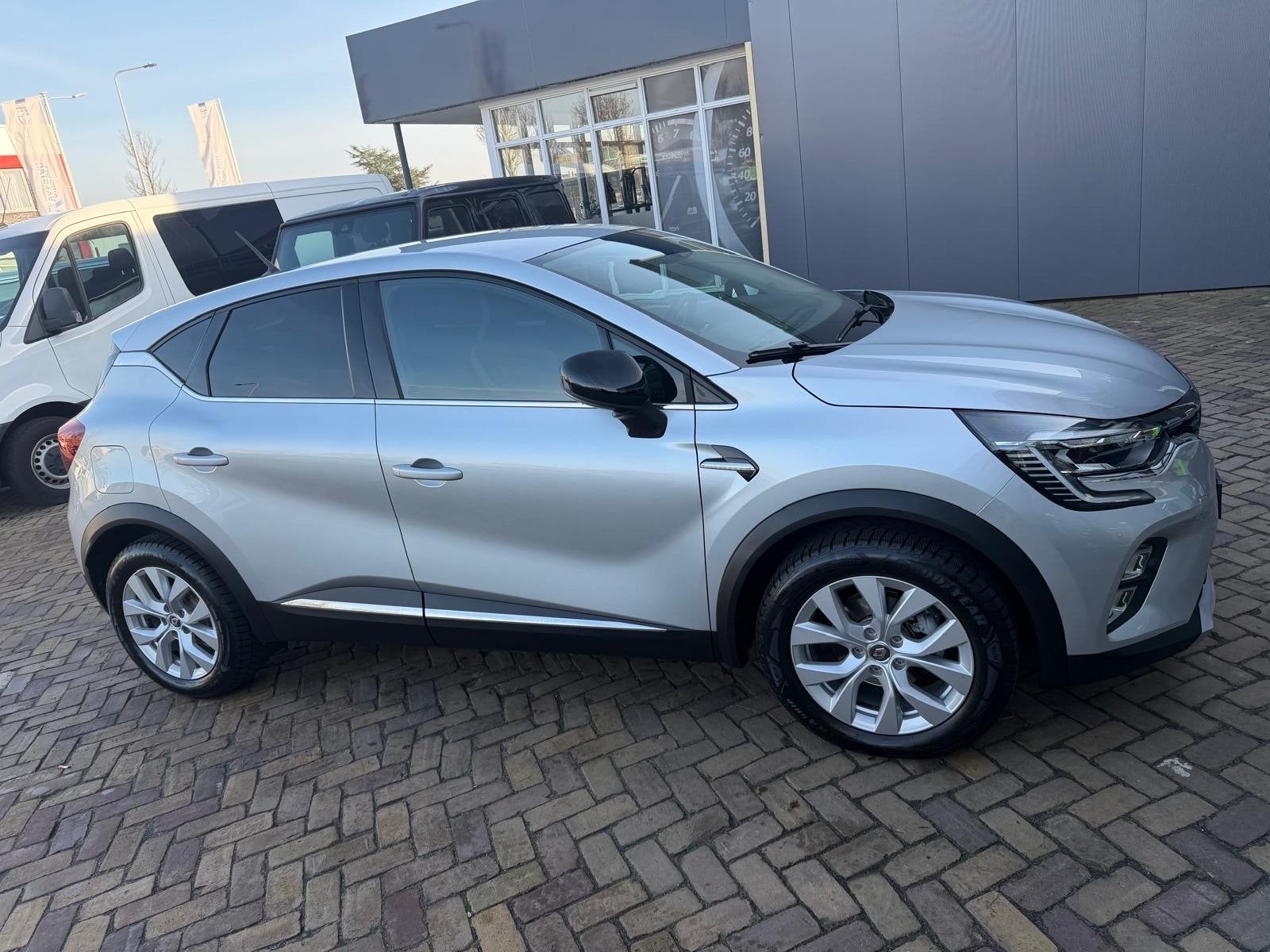Renault Captur TCe 140pk GPF EDC 2021 Grijs, Auto's, 1273 kg, 4 cilinders, Origineel Nederlands, Zilver of Grijs