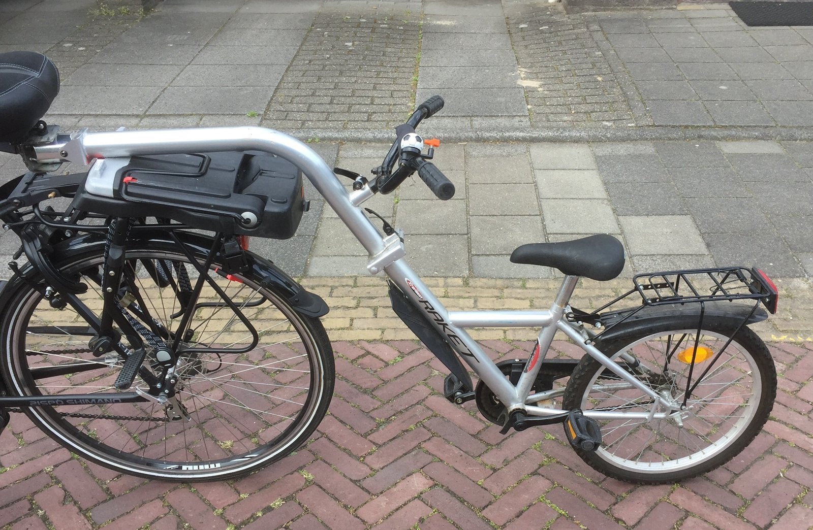 Raket Aanhangfiets, Ophalen, Zo goed als nieuw, Minder dan 14 inch