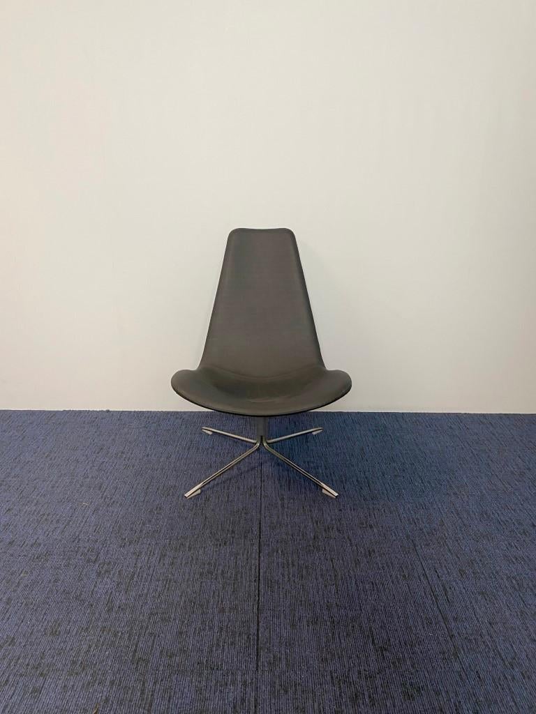 1x Fauteuil Offecct Spoon, design, zwart leder, chroom frame, Huis en Inrichting, Fauteuils, Ophalen, Gebruikt, 50 tot 75 cm, Leer