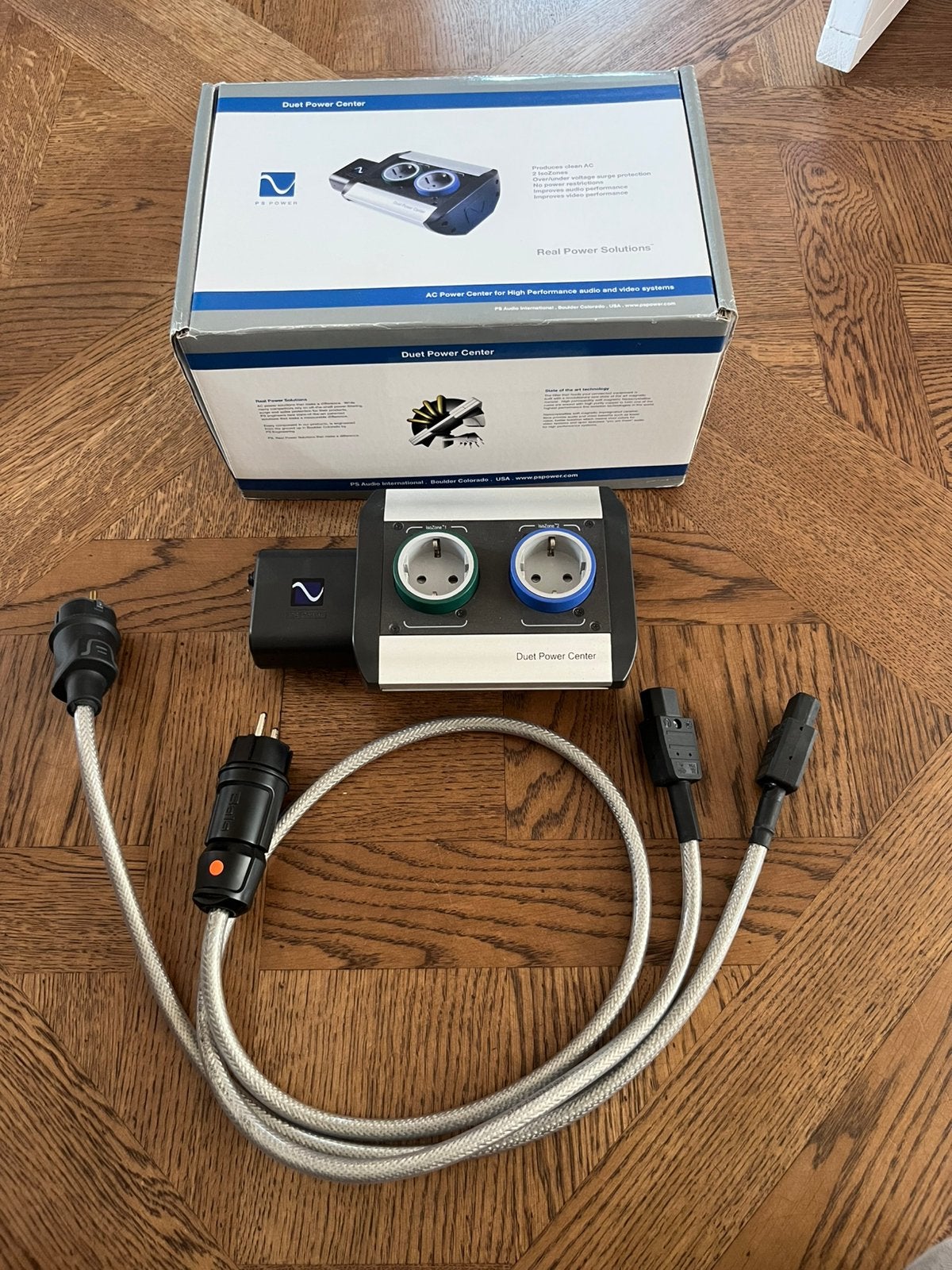 PS Audio Duet Netfilter met 2x Lapp Powercord / Netkabel, Ophalen of Verzenden, Zo goed als nieuw, Minder dan 2 meter, Overige kabels