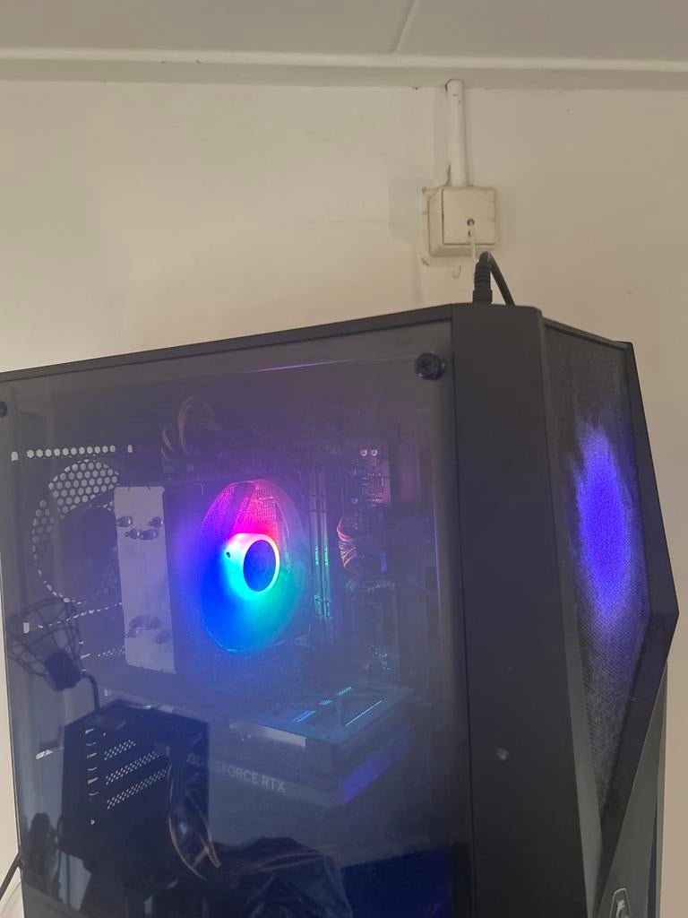 Gaming PC: RTX 4060, Ryzen 7600X, 32GB DDR5, 1TB NVMe, Computers en Software, Desktop Pc's, 32 GB, Ophalen of Verzenden, Zo goed als nieuw