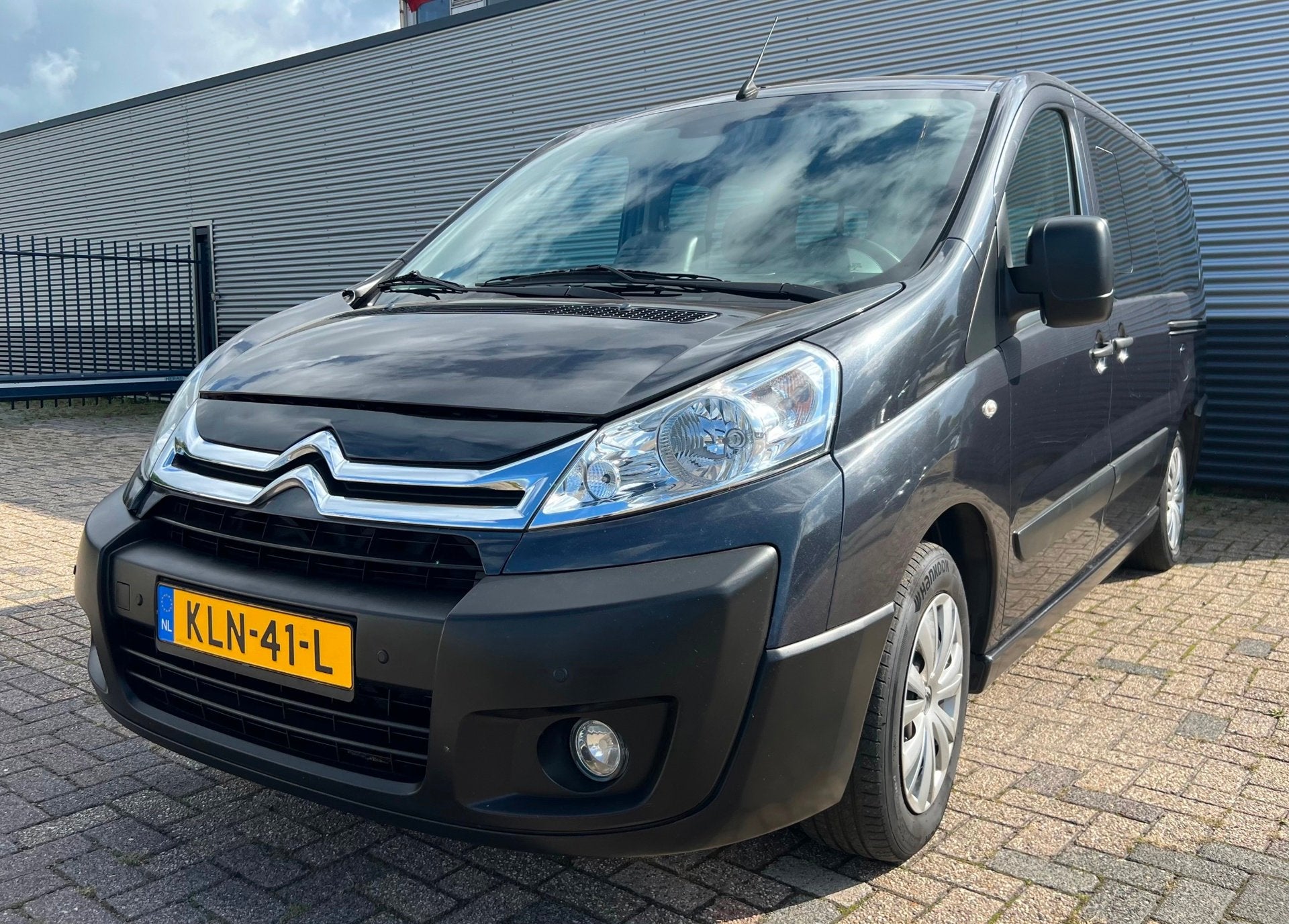 Citroen JUMPY Rolstoelvervoer + elektrische/handmatige lift, Auto's, Voorwielaandrijving, Gebruikt, Overige modellen, 2000 kg