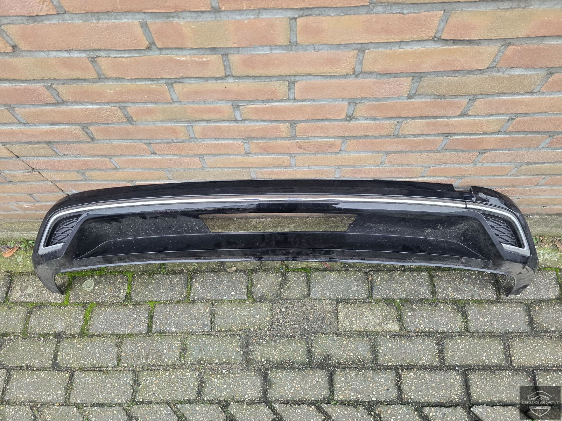 VW Touran 5T 5TA R-Line Diffuser Achterbumper 5TA807568B, Gebruikt, Volkswagen, Volkswagen AG, Bumper