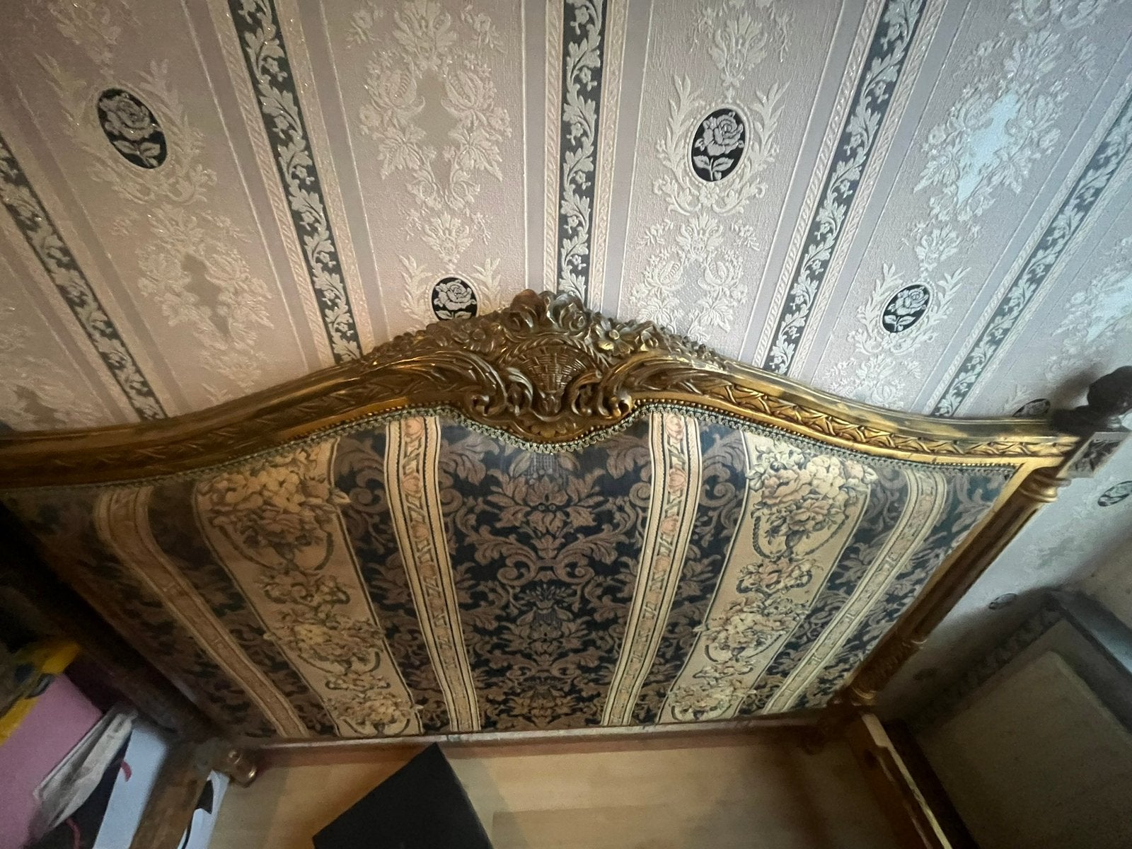 Antiek Barok bed goud, Ophalen