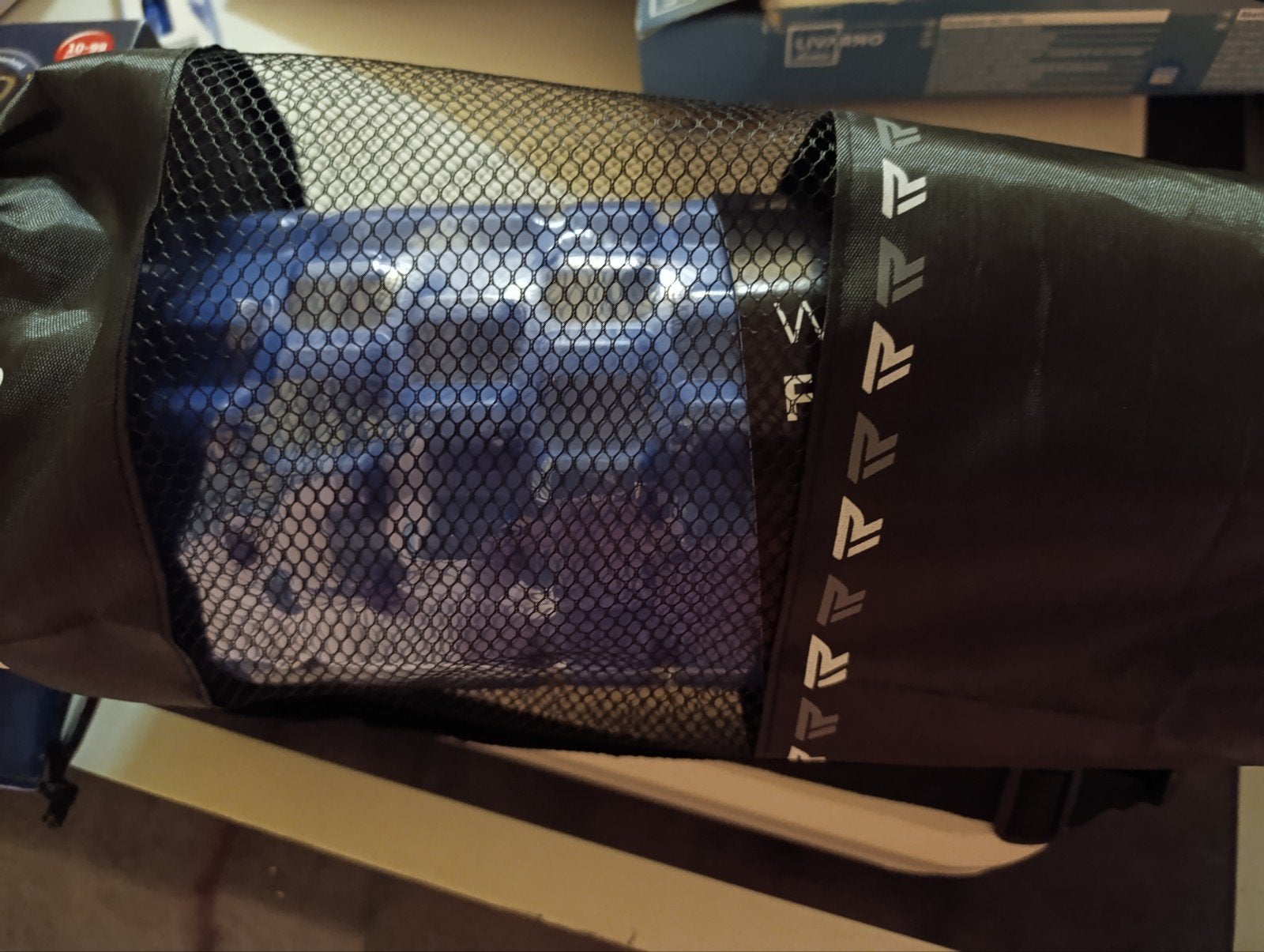 Foamroller met tas - Rockerz Fitness, Sport en Fitness, Fitnessmaterialen, Ophalen, Zo goed als nieuw, Rug, Foamroller