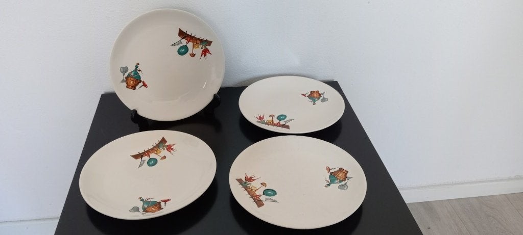 4 Vintage Villeroy & Boch dinerborden in mooie staat., Ophalen of Verzenden, Zo goed als nieuw, Bord(en), Overige stijlen