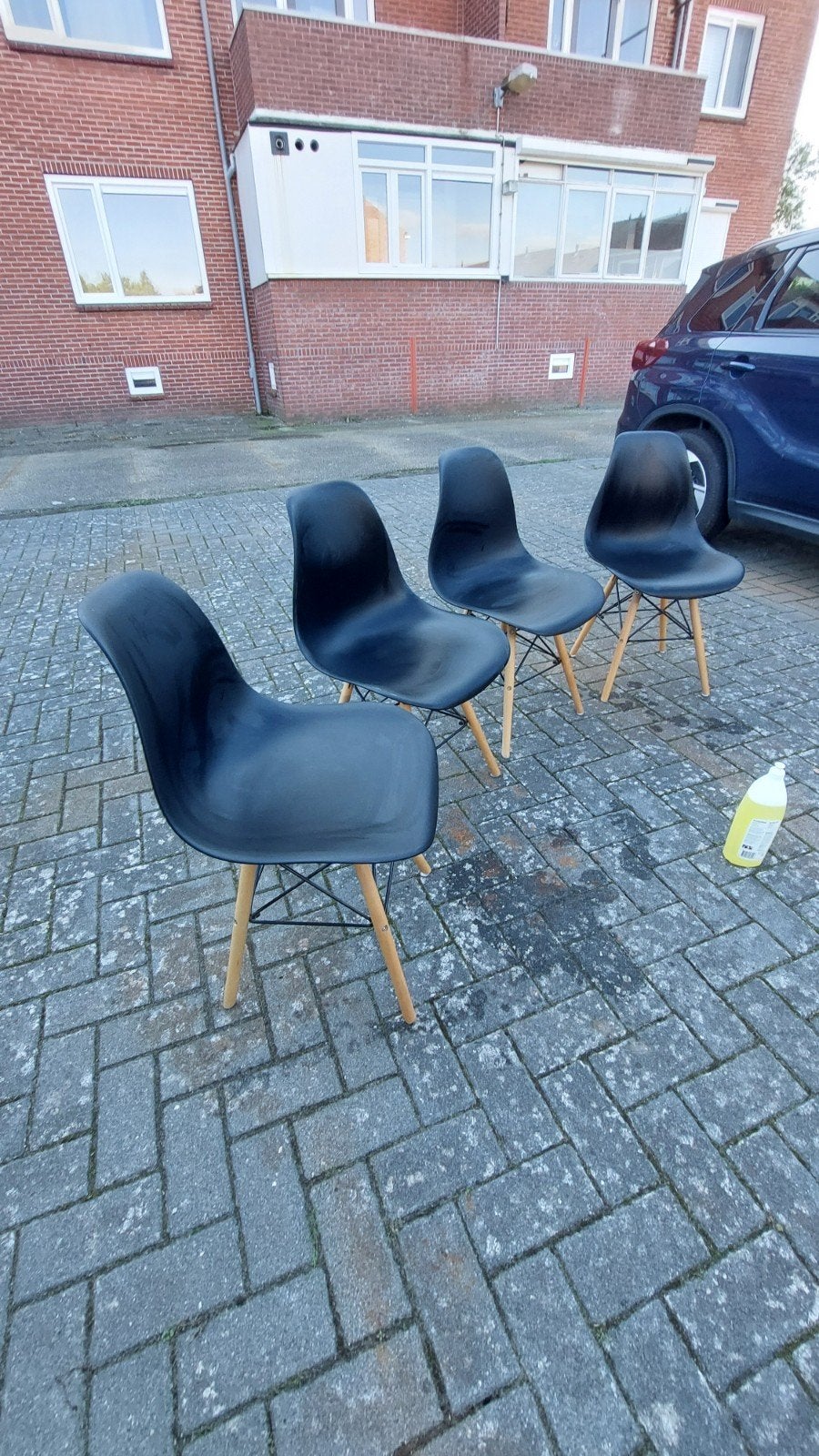 Set van 4 zwarte stoelen met houten poten, Gebruikt, Zwart, Vier, Modern