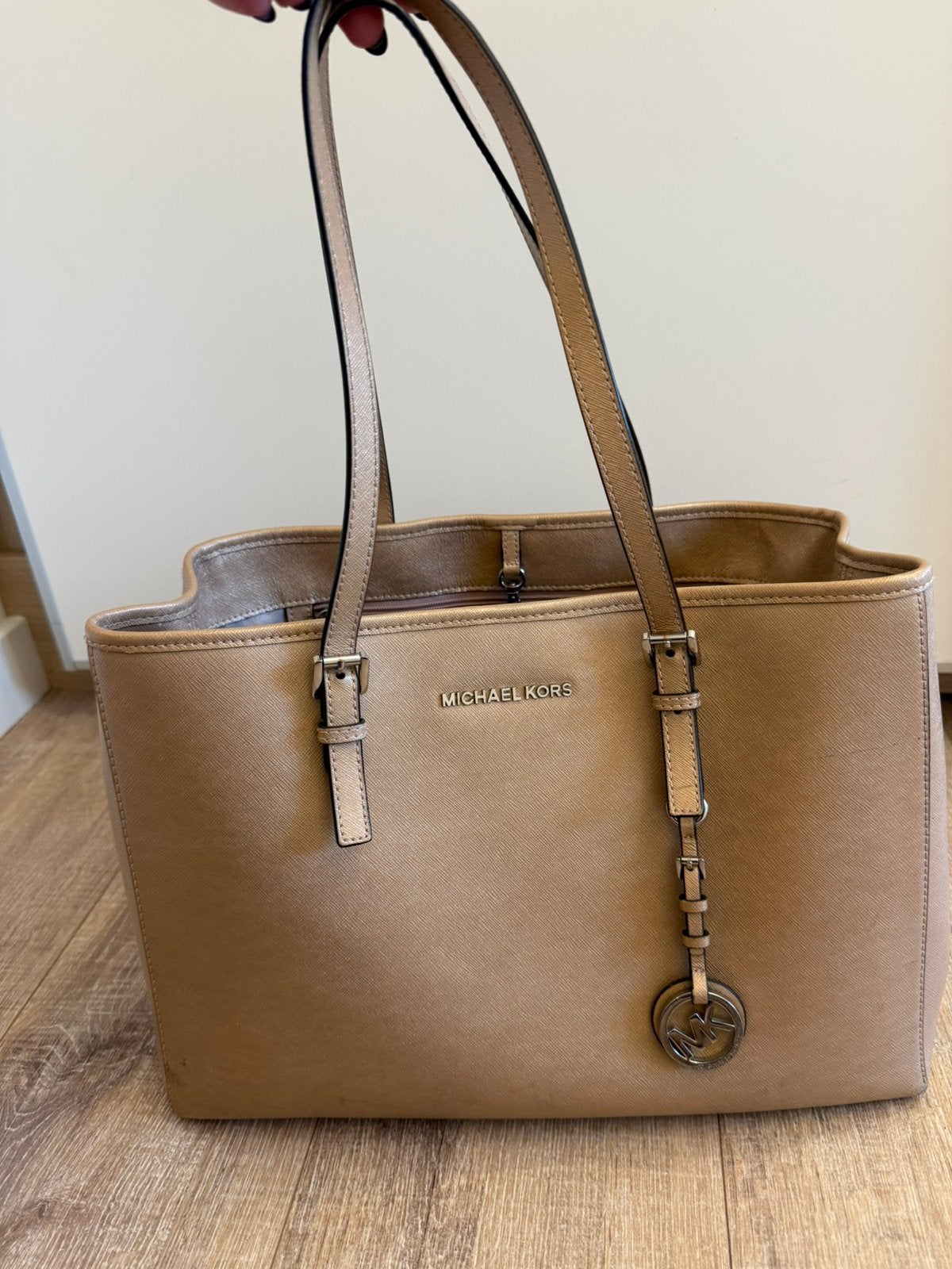 Michael Kors schoudertas/shopper roze beige metallic, Sieraden, Tassen en Uiterlijk, Ophalen of Verzenden, Gebruikt, Beige, Shopper