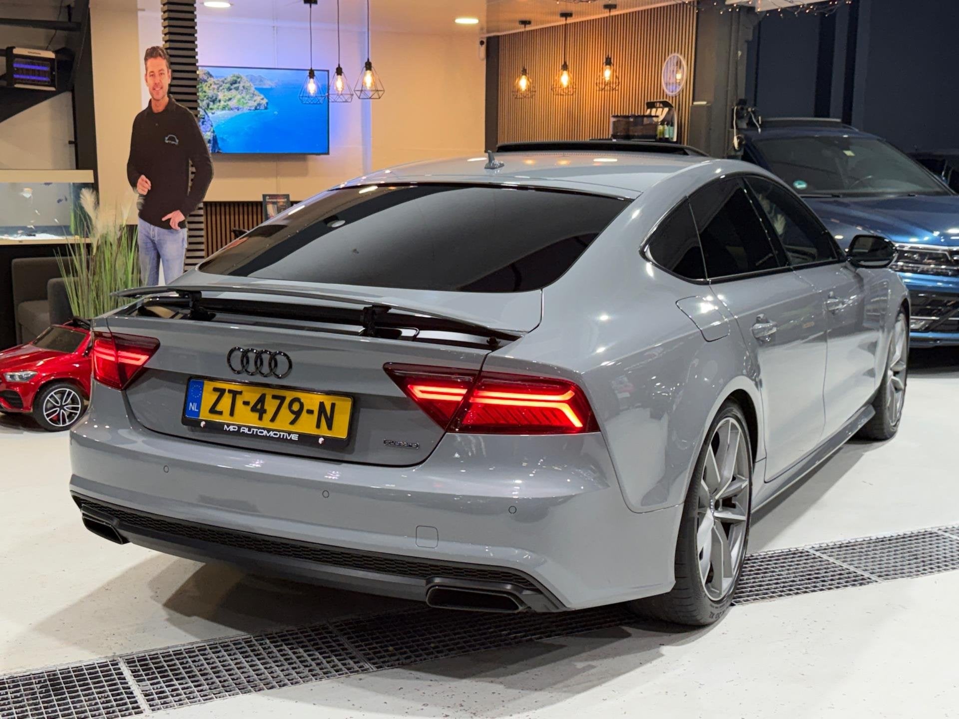Audi A7 Sportback 3.0 TDI BiT quattro Competition|Softclose|, Auto's, Dealer onderhouden, Gebruikt, 327 pk, 4 stoelen