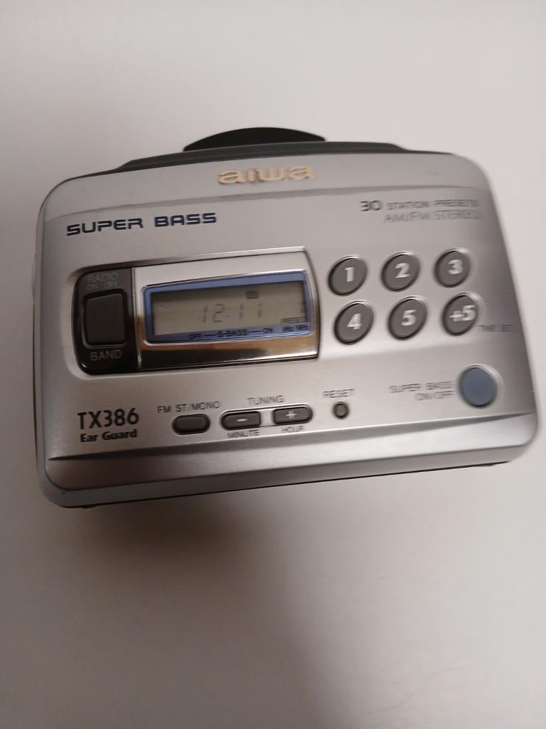 Aiwa TX386 ear guard walkman met defect, Ophalen of Verzenden, Walkman