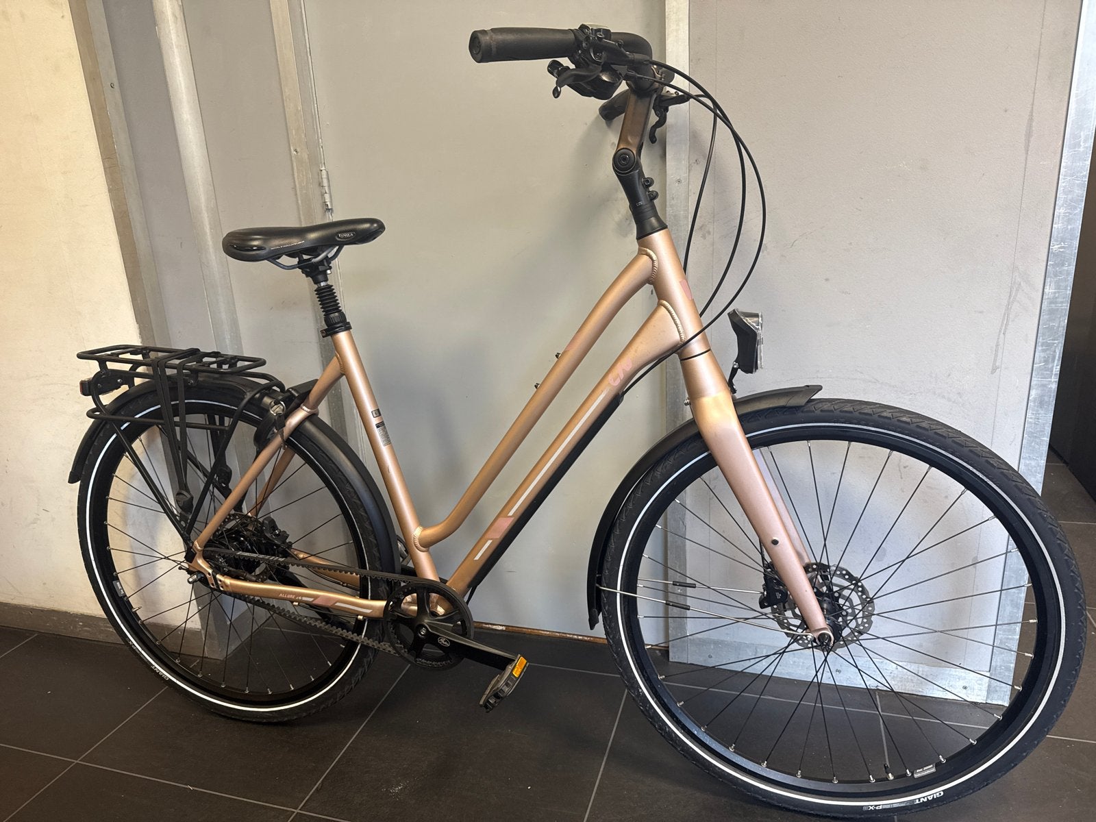 Liv Allure CS1(Giant) Damesfiets met  riemaandrijving., Fietsen en Brommers, Fietsen | Dames | Damesfietsen, Schijfrem, Gebruikt