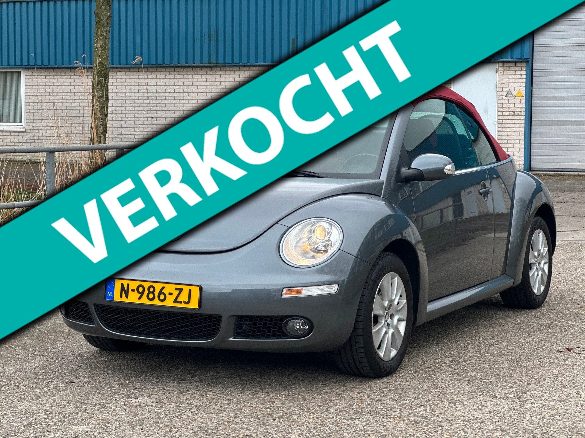Volkswagen New Beetle Cabriolet 1.8-20V T Highline Cabriolet, Voorwielaandrijving, Beetle (Kever), 4 cilinders, 4 stoelen