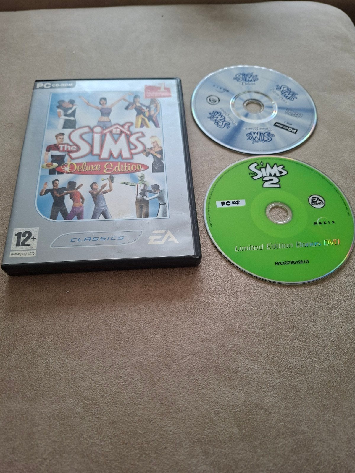 PC games: The Sims Deluxe Edition & Virtua Tennis 3, Spelcomputers en Games, Gebruikt, 1 speler, Ophalen of Verzenden, Vanaf 12 jaar