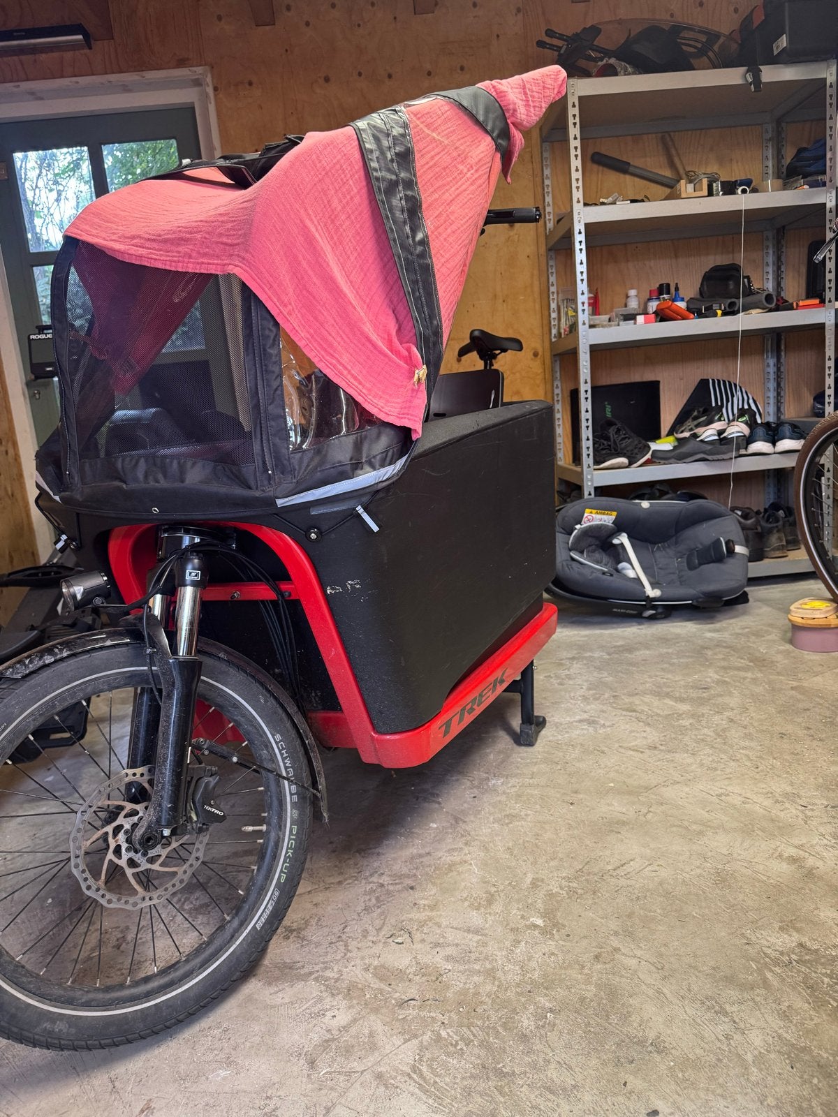 Trek Fetch+ 4 met Maxi-Cosi houder en regen/zon kap, Fietsen en Brommers, Overige merken, Gebruikt, Elektrisch, Ophalen of Verzenden