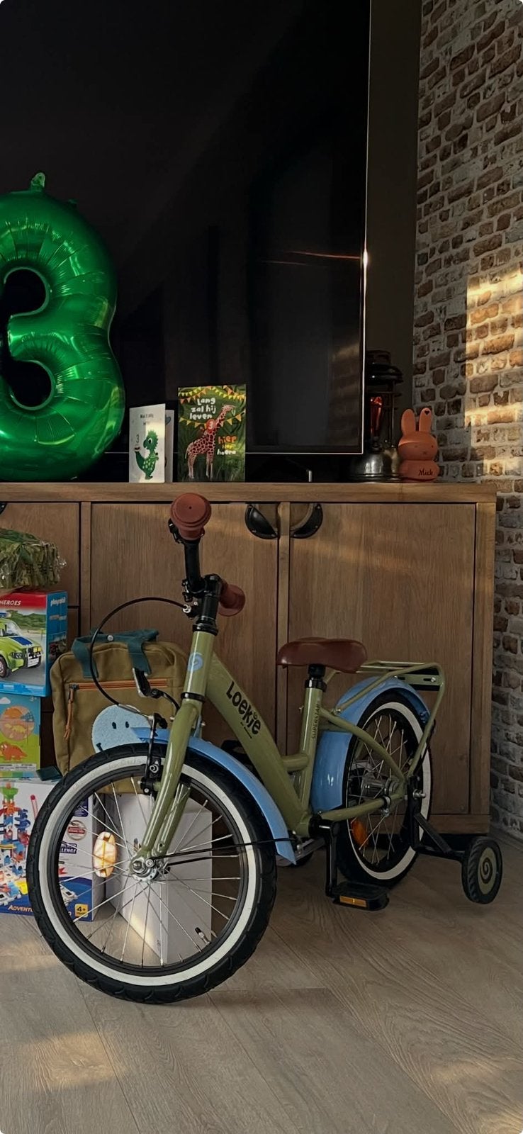 Mooie Loekie jongens fiets 16 inch., Fietsen en Brommers, Ophalen, Zo goed als nieuw, 16 inch