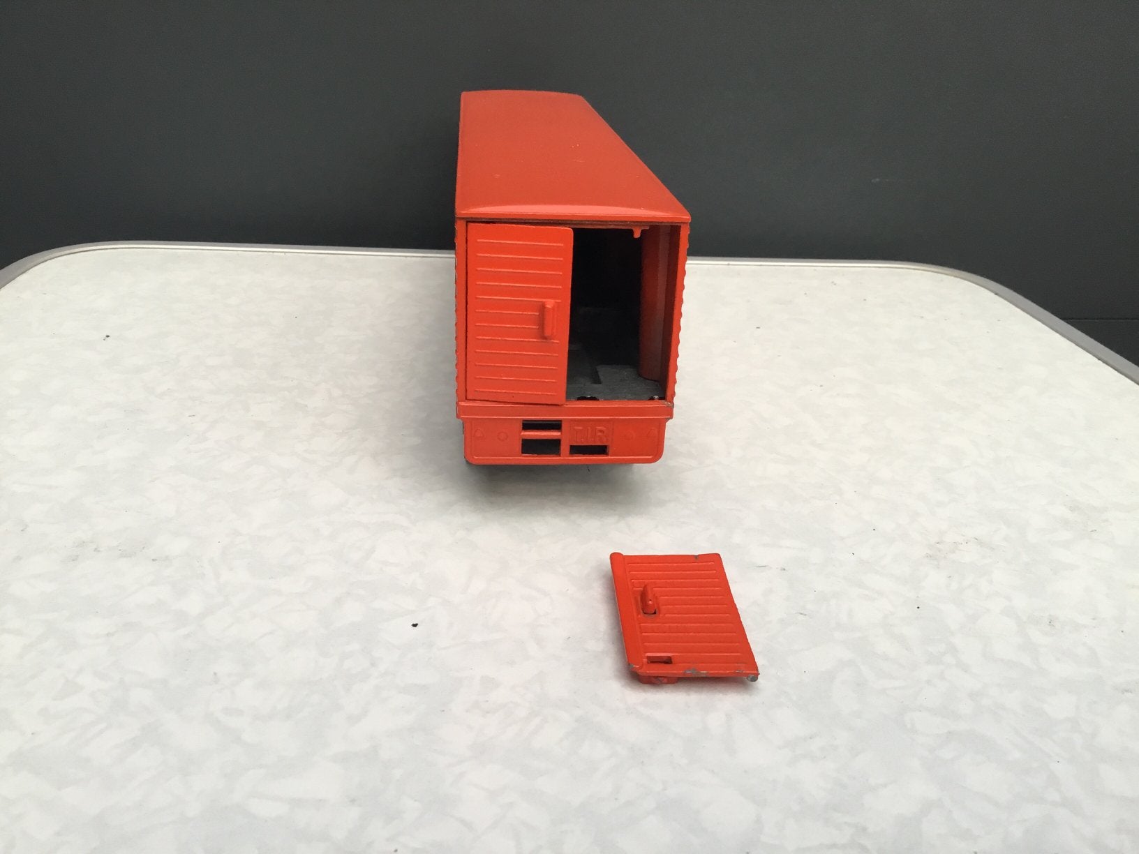 Lion car oplegger, Ophalen of Verzenden, Zo goed als nieuw, Bus of Vrachtwagen, Lion Toys