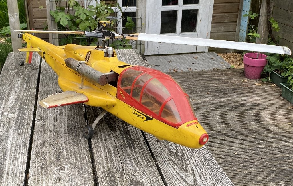 Leuke Vintage Schlüter Cheyenne Helikopter - oldtimer, Ophalen, Gebruikt, Benzine, Helikopter