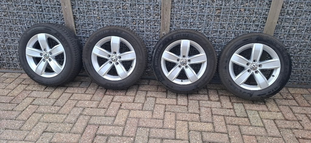 Winterbanden VW T-Roc met LM velgen, Ophalen, Gebruikt, 16 inch, Banden en Velgen