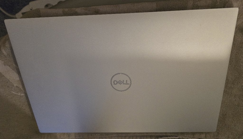 Dell XPS 17 9700 te koop 17 inch, 64 GB of meer, Met videokaart, 2 tot 3 Ghz, Qwerty